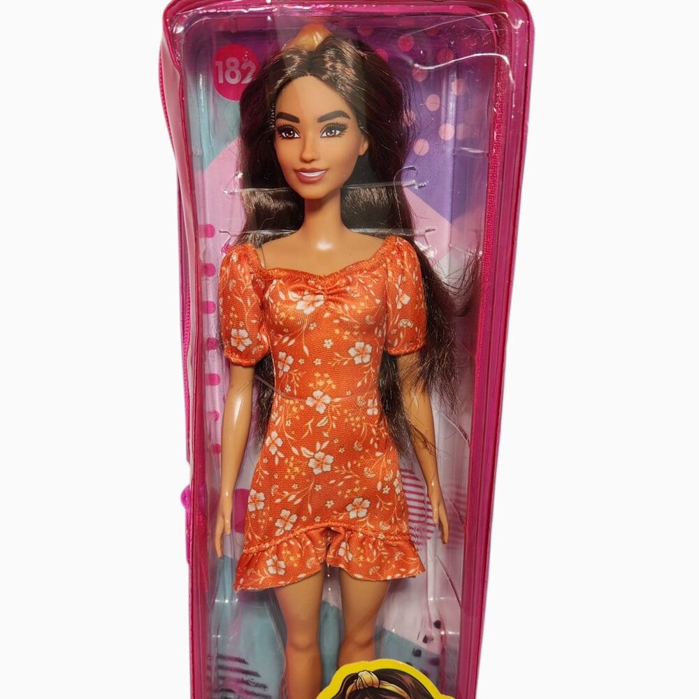 ☆2021 Barbie Fashionistas Doll 182 SEALED NEW IN THE PLASTIC BOX